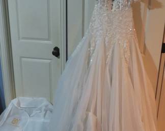 Bridal wedding gown by designer Ese Azenabor - if you have serious interest in this item, please text Janet at 817/308-5705 for more information.  Will pre-sell.