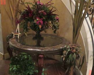 Christmas floral arrangement, table