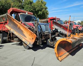 2004 International 7400 DT530 4x2 Plow Truck, VIN 1HTWDADR45J036789, Mileage Showing On Odometer 48109