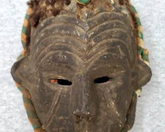 MB109 Antique Nigerian Tribal Mask