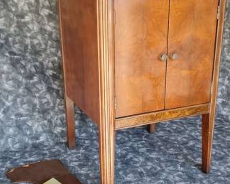 NG704 Early Motorola Cabinet