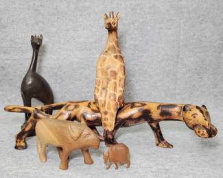 MB089 Artisan Carved Wood African Animal Figures