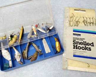 MB111 Vintage Fishing Lures and Snelled Hooks