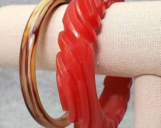 MB084 Bakelite Bangle Bracelets