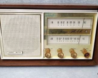 NG338 Vintage Channel Master Super Fringe Radio