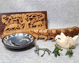 MB094 International Artisan Animal Figures and Art