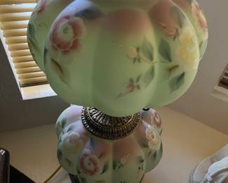 LARGE ELECTRIC HURRICANE LAMP