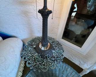 LAMP BASE, WICKER TABLE, DECOR