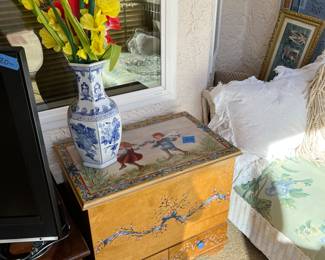 DARLING PAINTED CHEST