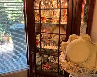 Curio Cabinet, collectibles