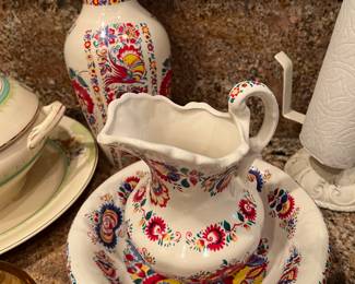 BOWL AND PITCHER SET