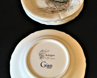  A Closer Look!  Gien   France"Sologne"     Gien//France