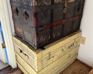 antique steamer trunks