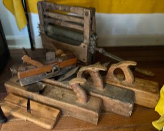 primitive wood working hand planers