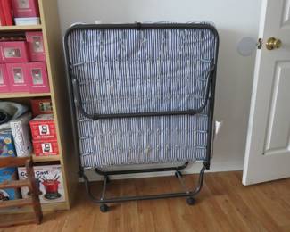 Roll away bed (2 available)