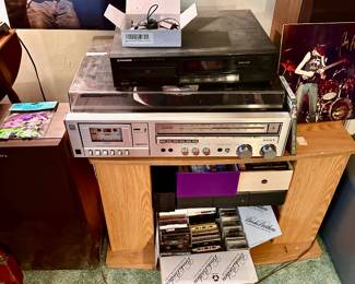 Sonny Stereo and Speajers