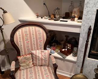 Parlor Chair
Antique Bed Warmer