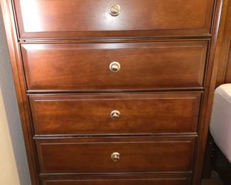 5 Drawer Dresser