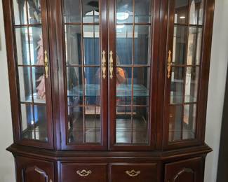 Thomasville Mahogany Display Cabinet