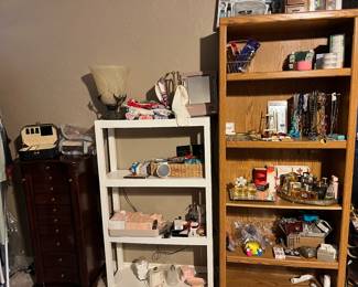 Jewelry boxes, make up, perfumes, mirror trays