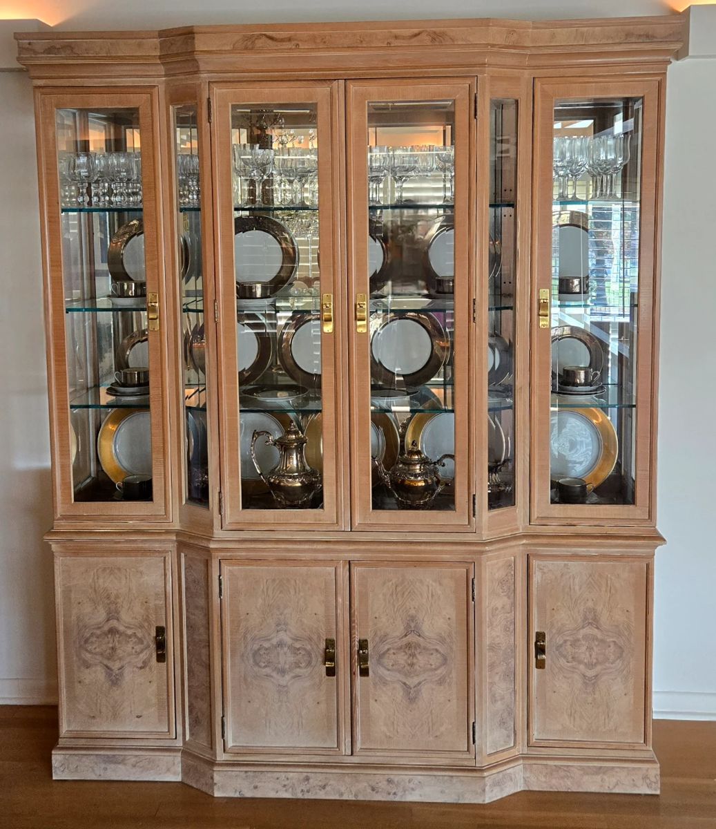 Drexel Heritage china cabinet