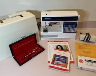 Husqvarna Viking Lily sewing & quilting machine