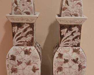 Maitland-Smith Ltd ceramic urns