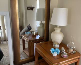 Large mirrors, lamps and end tables 