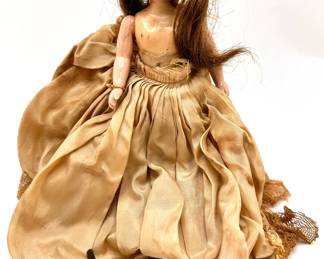 Antique Doll
Lot #: 116