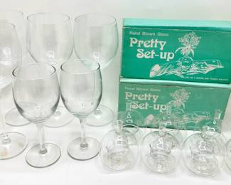 7 New In Box Glass With Vase For Flower & 6 Wine Glasses
Lot #: 85