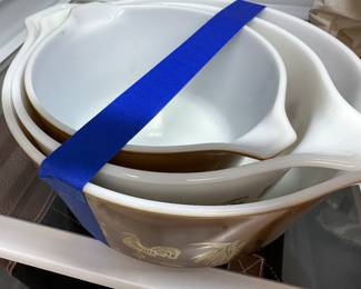 pyrex brown bowl set