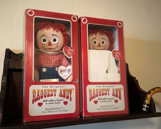 raggedy andy and ann
