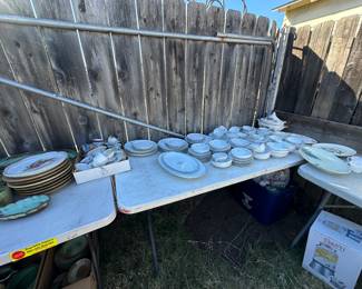 so many dish sets 