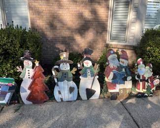 More lawn decorations 