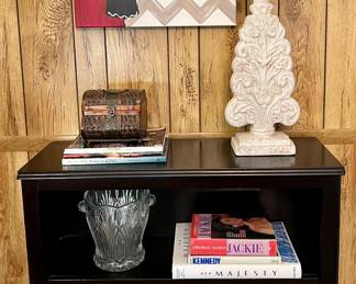 Book shelf