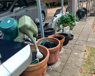 Flower pots