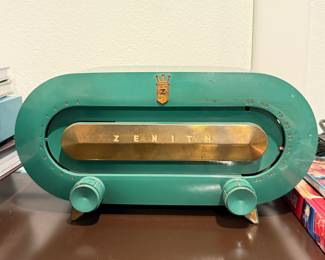 Zenith H511 racetrack radio