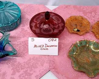 COLORFUL GLASS DECOR