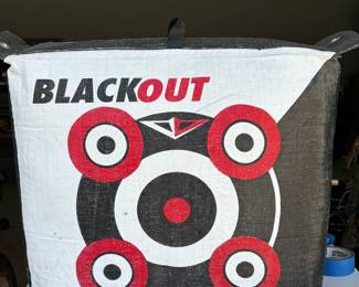 Blackout Bow Target