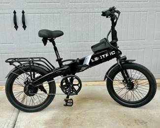Lectric brand e-bike  2.0 foldable bike  - Excellent condition with only 52 miles