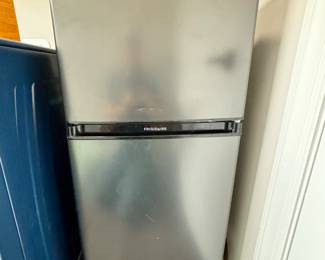 Small refrigerator