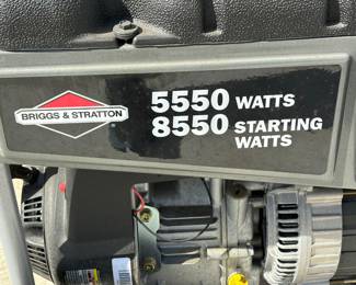 Briggs & Stratton 5500 watt portable generator - Excellent condition