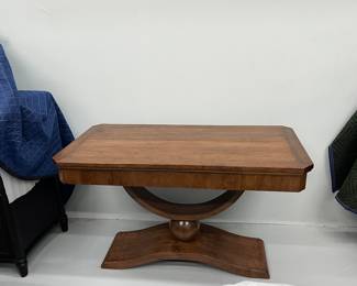 Rose Tarlow Melrose Heights console table- Excellent condition