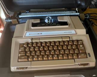 vintage Coronet electric typewriter