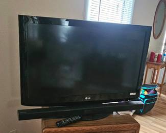 1 of 2 pictures - 37" LG TV