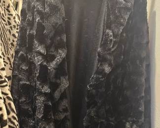 Fur look Shoulder Wrap