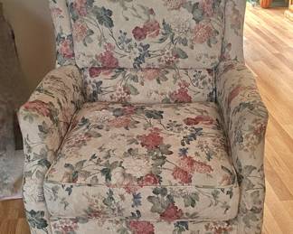 Arm Chair by England Furniture 