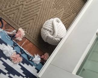 Sailor's knot door stop