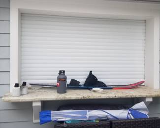 Electric cabana door