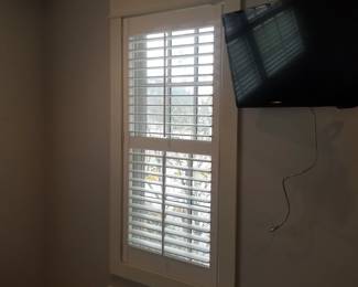 Plantation shutters